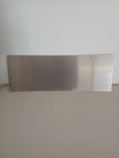 10 x 28 kickplate 32D
